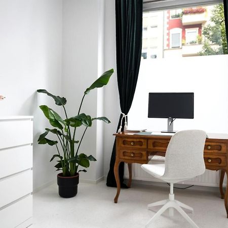 Central Home With Fireplace Near Underground Berlin Exterior foto