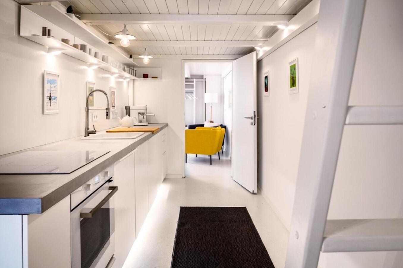 Central Home With Fireplace Near Underground Berlin Exterior foto